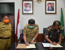 Menyangkut Tata Usaha Negara dan Perdata, Bupati SumedangTandatangani MoU dengan Kejari