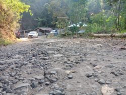 Warga Cibugel Mengeluh, Jalan Cibubut ‘Butut’ Minta Segera Diperbaiki