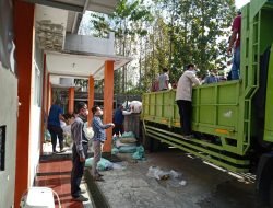 Pemenang Lelang, Mulai Tarik Logistik Eks Pemilu 2019 di KPU Sumedang