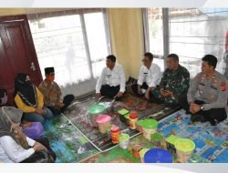 Wabup Sumedang, Takziah ke Rumah Korban Meninggal Akibat Tertimpa Pohon