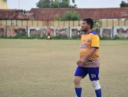 Pertandingan Persahabatan, Wabup Cetak Gol Pertama