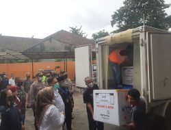 Polres Sumedang, Kawal Pendistribuasian Vaksin sinovac