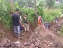 Warga Desa Sukamaju, Keluhkan Pembangunan Jalan Lingkungan