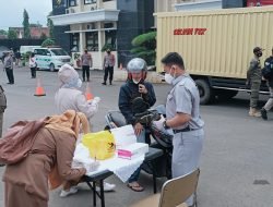 Polres Sumedang Lakukan Tracing Terhadap Ratusan Pengendara yang Melintas