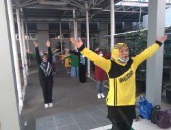 Tingkatkan Kesehatan, Darma Wanita RSUD Sumedang Rutin Lakukan Senam Kebugaran