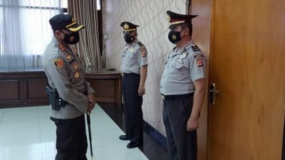 Berprestasi, Dua Anggota Polisi Polres Sumedang Dapat Kenaikan Pangkat