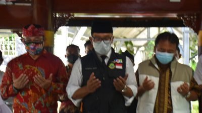 Kang Emil Dukung Rencana Penataan Makam Cut Nyak Dien