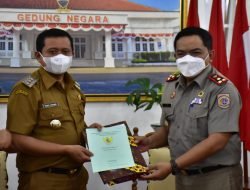 Bupati Terima 21 Sertifikat Hak Pakai Aset Pemkab Sumedang