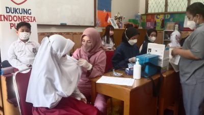 560 Siswa SD Negeri Sukadamai 3 Bogor Ikuti Vaksinasi Tahap II