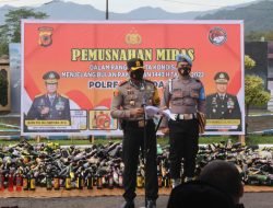 Jelang Ramadhan Polres Sumedang Musnahkan Ribuan Botol Miras
