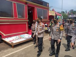 Kabid Humas Polda Jabar Tinjau Pos Pelayanan Pamulihan Sumedang