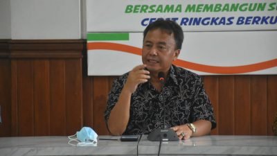 Sekda Herman Suryatman menerima tim dari Pemenpan RB dalam Observasi Transformasi Digital dalam rangka Penyusunan Blueprint Aplikasi Portal Pelayanan Publik dan Digitalisasi MPP di DPMPTSP, Kamis, (7/4/2022)