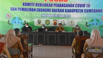 Pemda Kabupaten Sumedang melaksanakan Focus Group Discussion (FGD) Inovasi Pelayanan Publik di Pendopo Setda, Senin (11/4).