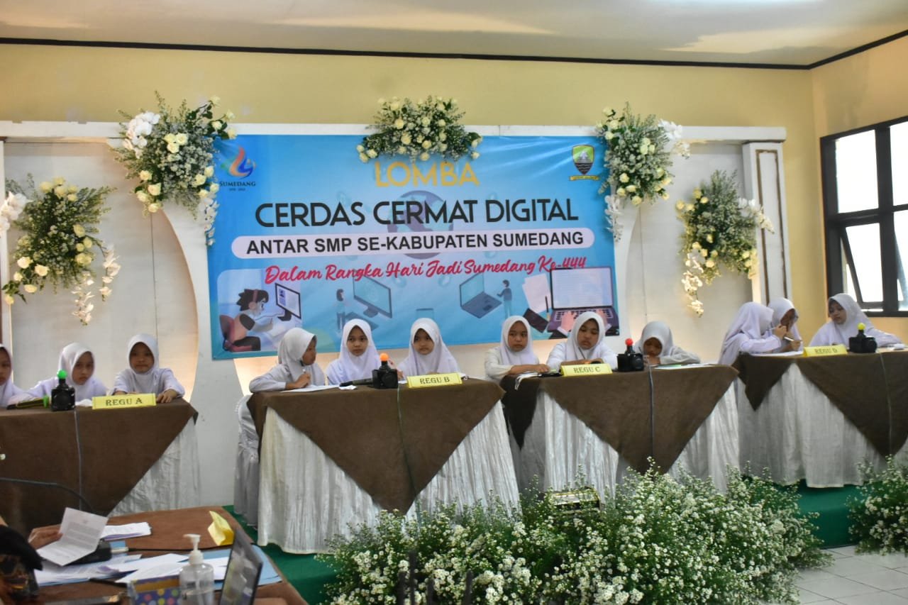 Cerdas Cermat Digital, SMPN 1 Cimalaka Jadi Juara Pertama