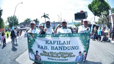Ribuan Warga Sumedang Tumpah Ruah Saksikan Pawai Ta’aruf MTQ Tingkat Jabar