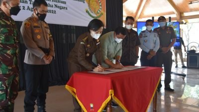 Pemda dan Kejari Sumedang Teken MoU Penanganan Masalah Hukum Perdata dan TUN