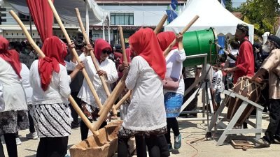 Seni Gondang Tutunggulan Meriahkan Milangkala ke-75 Wado