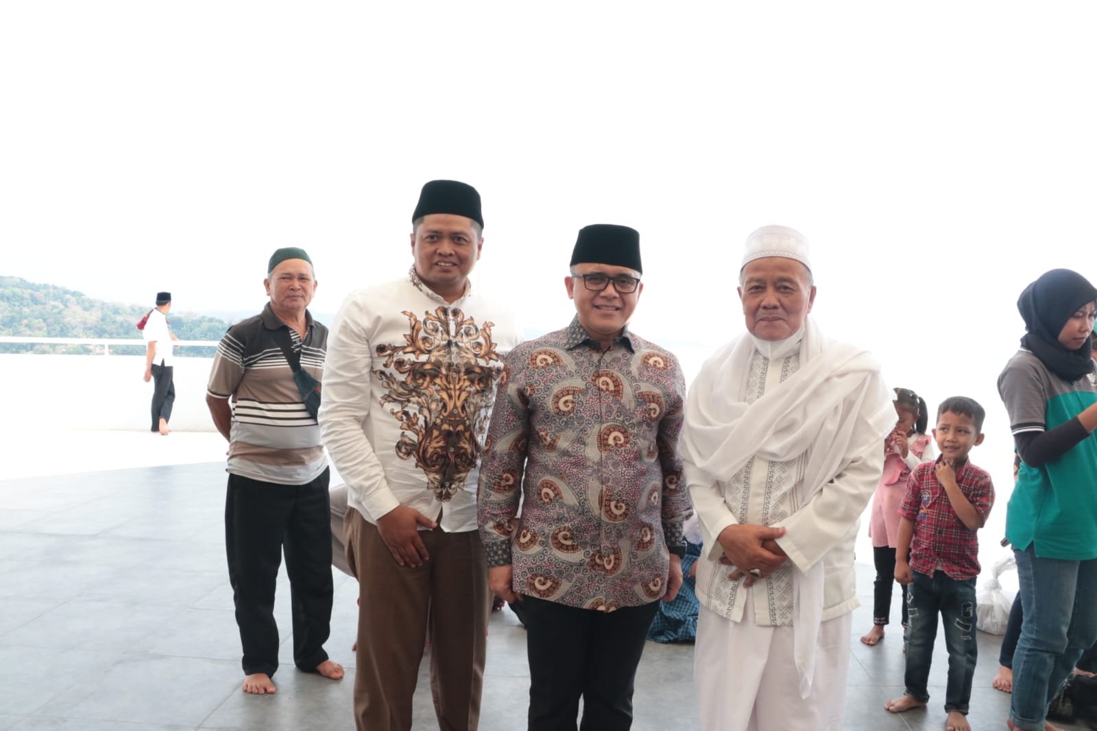 Masjid Al-Kamil Jatigede