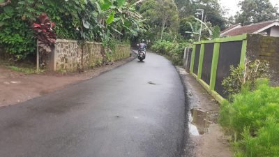 Setelah Menanti Cukup Lama, Kini Jalan Blok Sayuran Desa Mekarjaya Lecir
