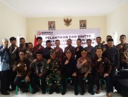 Bawaslu Lantik Anggota Pengawas Kelurahan Desa se-Kabupaten Sumedang