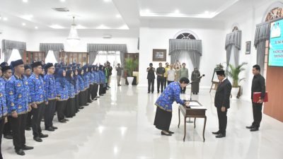 Ratusan CPNS Diangkat PNS, Bupati : PNS Harus Bekerja Sungguh-sungguh