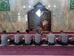 Tingkatkan Ketaqwaan Selama Bulan Suci Ramadhan, Personil Polres Sumedang Laksanakan Program Ayo Tadarus Al-Qur’an