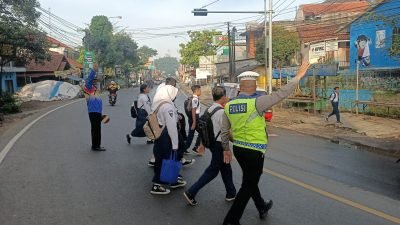 Polri Melayani Dengan Hati, Bersama Pelajar Sebagai Generasi Muda Penerus Bangsa
