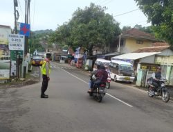 Gatur Lalin Pagi Hari, Bentuk Pelayanan Prima Polsek Cisitu Kepada Masyarakat