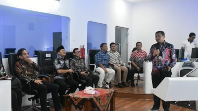Pantau Kesehatan Janin, Ibu Hamil di Sumedang Dapat “Gelang Pintar”