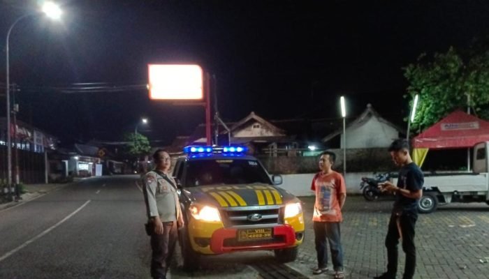 Patroli Blue light antisipasi C3 (Curas, Curat Dan Curanmor), Balapan Liar dan gangguan Kamtibmas di Wilayah Polsek Tanjungmedar