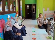 Bhabinkamtibmas Polsek Jatinangor Sambang dan Silaturahmi ke Guru TK Al Jabar, Himbau Pengawasan dan Moralitas Murid