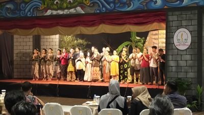 Pertunjukan Miss Tjitjih Sukses Digelar Di Sumedang