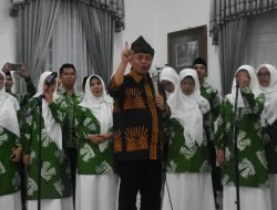 Pj. Bupati Sumedang Bersama Een Sukaesih Kembangkan Pendidikan Berbasis Kasih Sayang