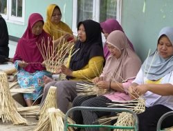 Pj Bupati Sumedang Minta Bongsang Jadi Pengganti Wadah dari Plastik