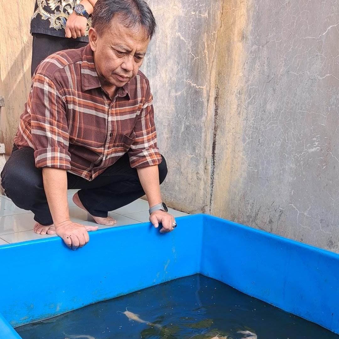 Pengembangan Telepon ditinjau Pj Bupati Sumedang Herman Suryatman saat Pasang Sangkur, Kamis pagi (16/11/2023).