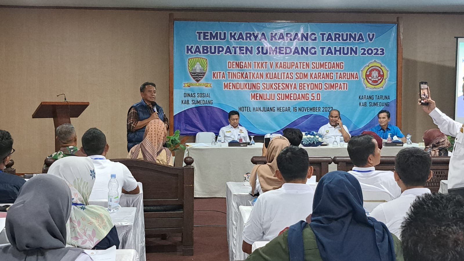 Temu Karya Forum Karang Taruna Kabupaten Sumedang di Hotel Hanjuang Hegar, Kamis (16/11/2023).