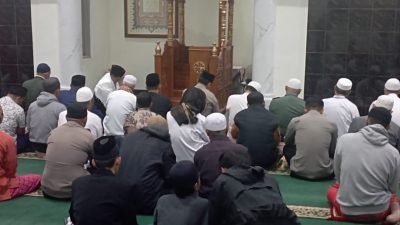 Danramil 1014 Cimanggung Gelar Sholat Subuh Berjamaah Bersama Warga
