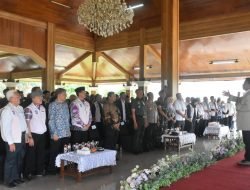 Mahasiswa KKN Tematik 2023 Tuntas Gotong Royong Membangun Desa