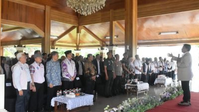 Mahasiswa KKN Tematik 2023 Tuntas Gotong Royong Membangun Desa