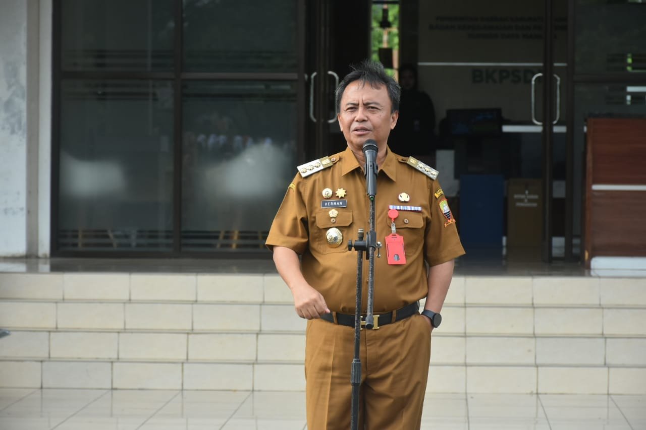 Pj Bupati Sumedang Drs. Herman Suryatman, M.Si