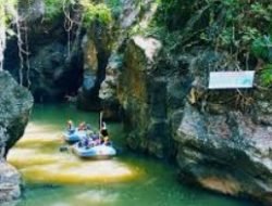 Arung Jeram Citepok: Pesona Tersembunyi Green Canyonnya Sumedang