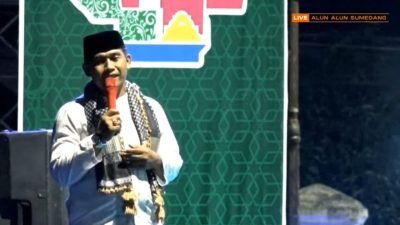 UAS Memeriahkan Alun-alun Sumedang dalam Perayaan HJS