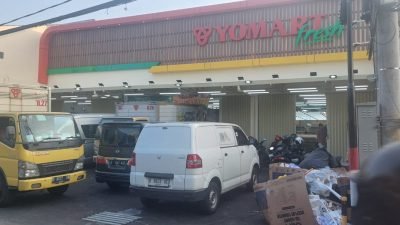Dibuka Supermarket di Angkrek Sumedang