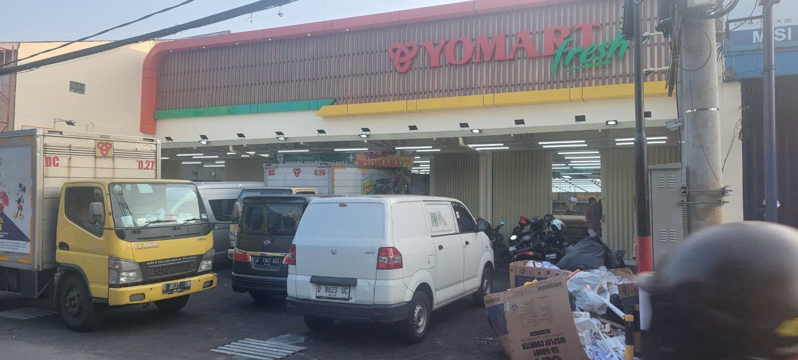 Dibuka Supermarket di Angkrek Sumedang