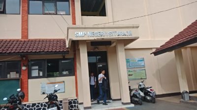 Juara Bola Voli Putra SMPN 1 Situraja