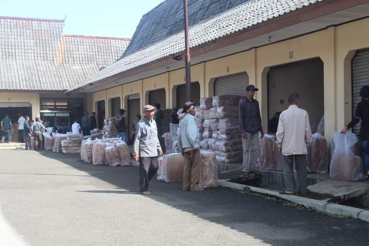 Pasar Tembakau Tanjungsari