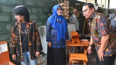 Industri perkayuan Sumedang