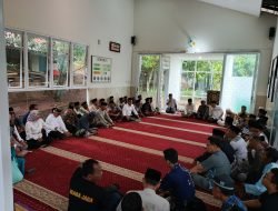 Safari Jumat, DPRD Sumedang Berikan Bantuan Renovasi Masjid di Cicarimanah