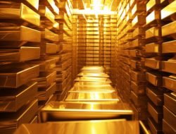 Harga Emas Naik Tipis di Awal 2025, Tren Bullish Berpotensi Lanjut