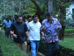 Wakil Rektor IPDN dan Warga Waringin Permai TNI AU Jakarta Diajak Keliling Museum